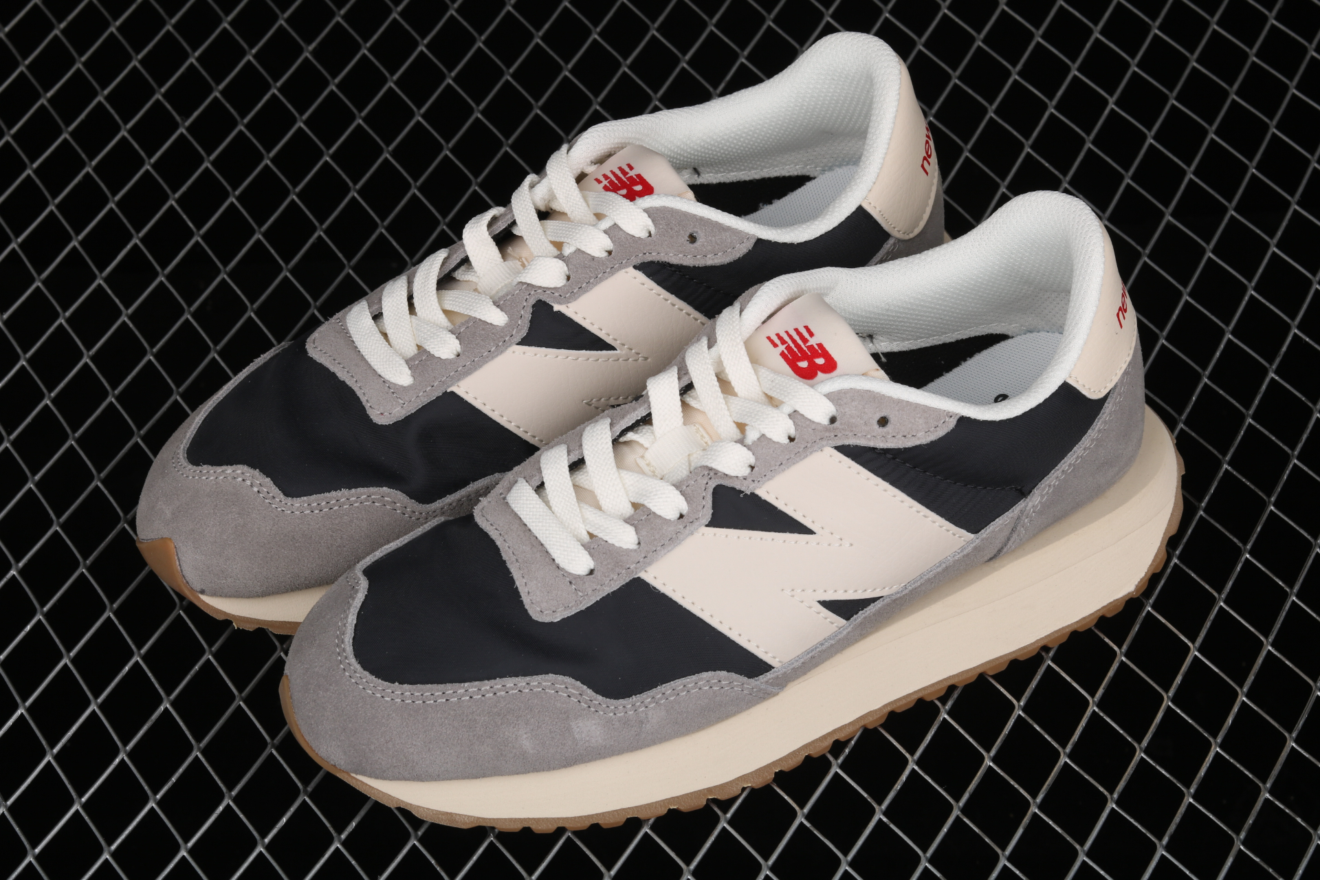 237  Marblehead Black  MS237SC