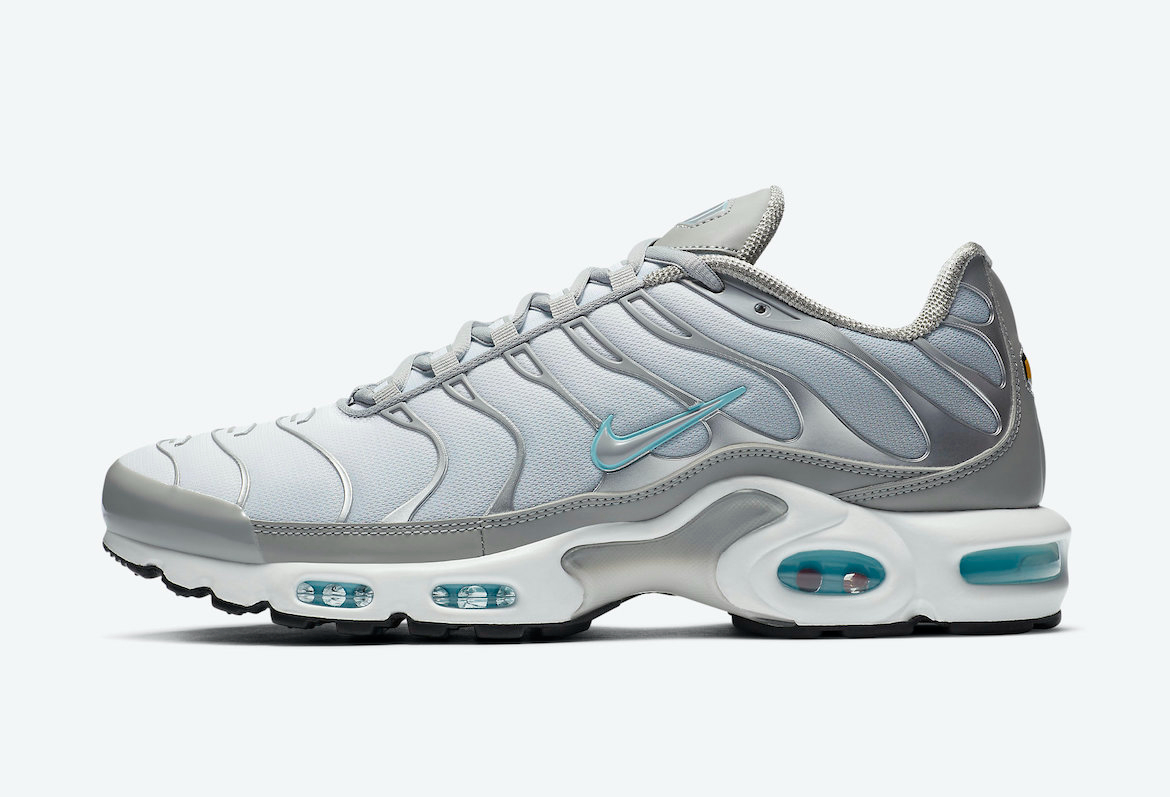 Air Max Plus  Light Smoke Grey Glacier Ice  CZ7552-002