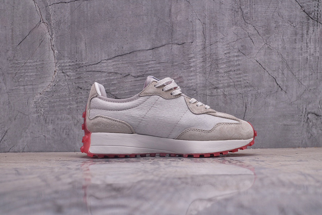 Levi s x 327  Grey Red  MS327LVC