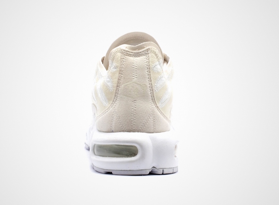 Air Max Plus Deconstructed  White  CD0882-100