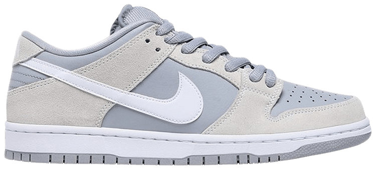 Dunk Low SB  Summit White  AR0778-110