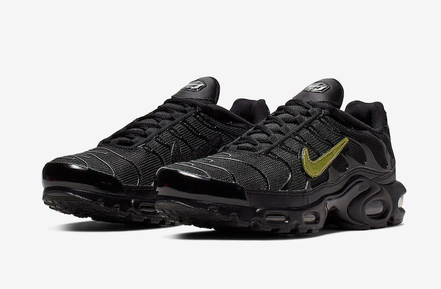 Air Max Plus  Removable Swoosh-Black Gold  CJ9696-001