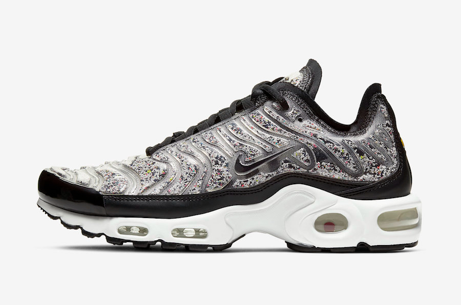 Air Max Plus  Pebbles  AR0970-001