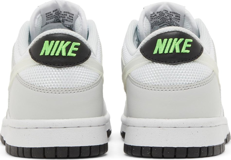 Dunk Low GS  Glitch Swoosh  DV3033-001