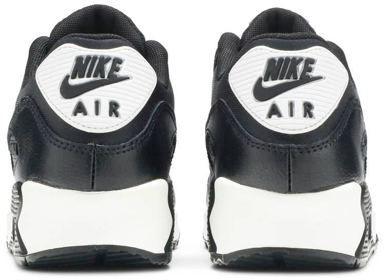 Air Max 90 Essential  Metallic Silver  616730-023