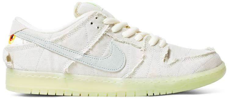 Dunk Low SB  Mummy  DM0774-111