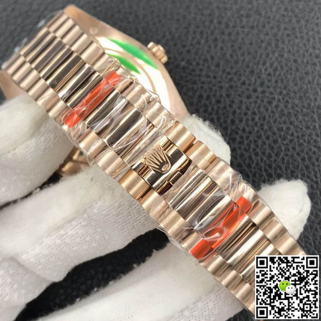 Replica R01ex Day Date M228238-0006 1:1 Best Edition EW Factory Gold Dial