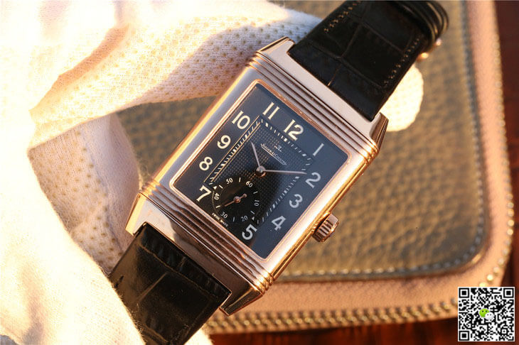 Jaeger Lecoultre Replica Reverso Q3732470 1:1 Best Edition Rose Gold Black Dial