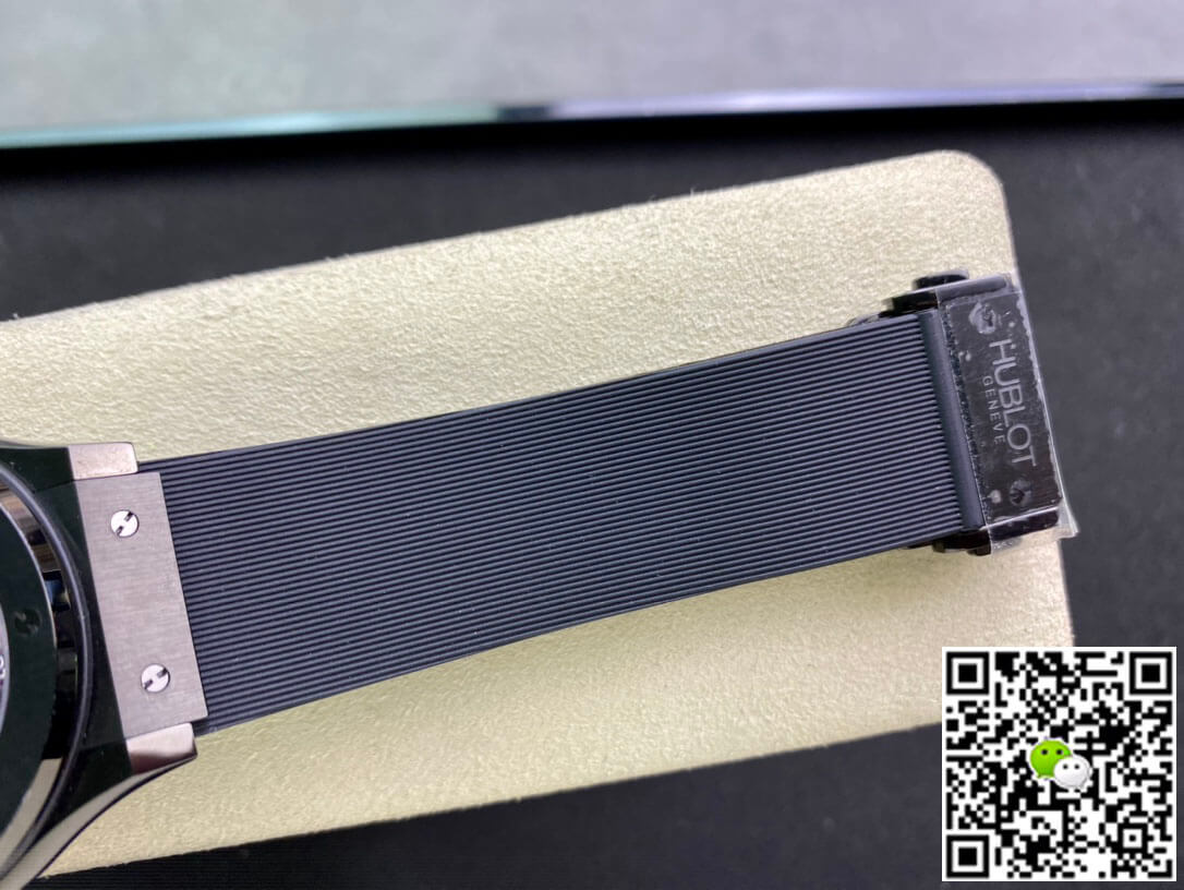 Replica Hublot Classic Fusion Takashi Murakami 507.CX.9000.RX.TAK21 1:1 Best Edition Sunflower Color Dial