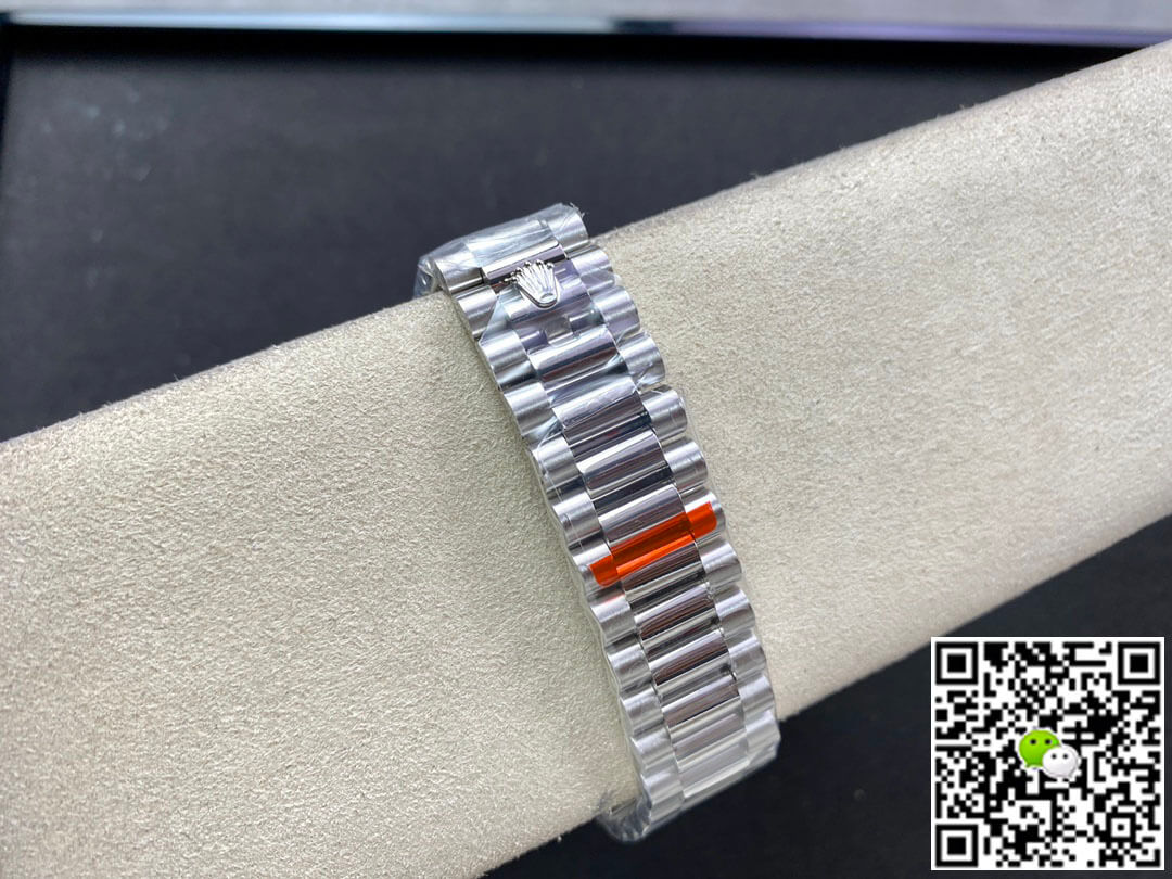 Replica R01ex Day Date M228206-0001 1:1 Best Edition EW Factory Blue Dial