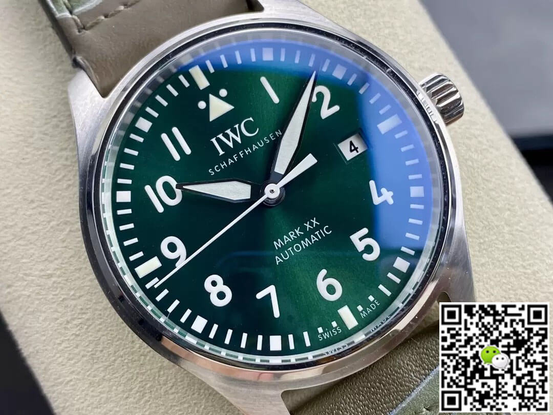 Replica IWC Pilot IW328205 1:1 Best Edition M+ Factory Leather Strap