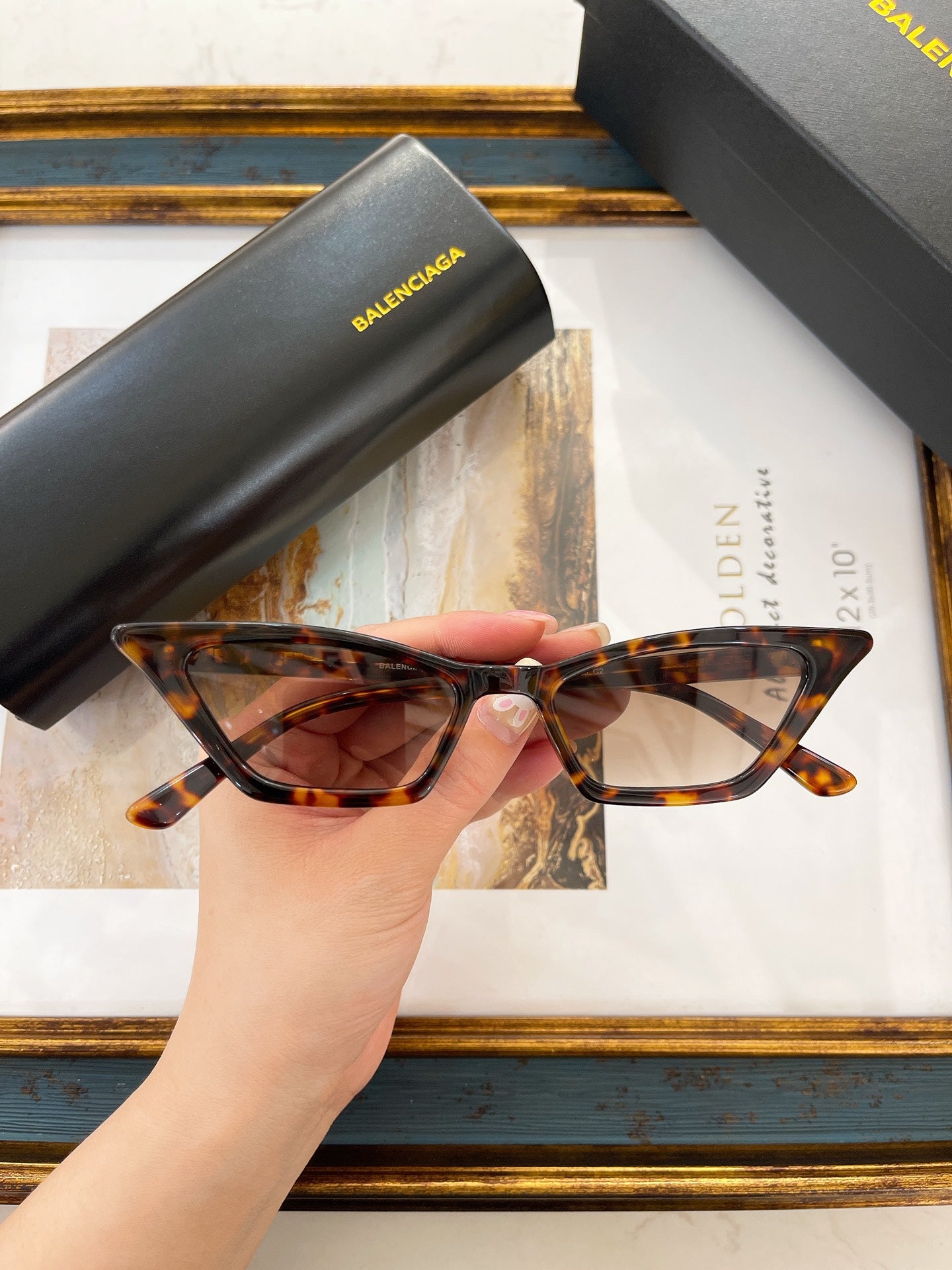 Ba1en*iaga Sunglasses