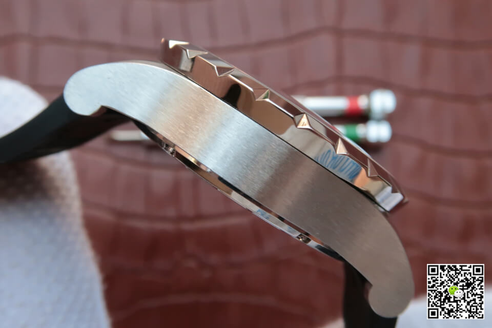 Replica Roger Dubuis Hommage Tourbillon 1:1 Best Edition JB Factory Rose Gold