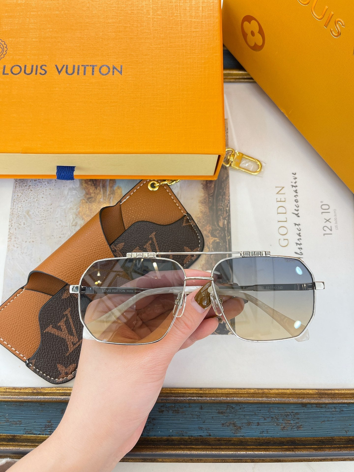 L0vis Vvtt0n Sunglasses