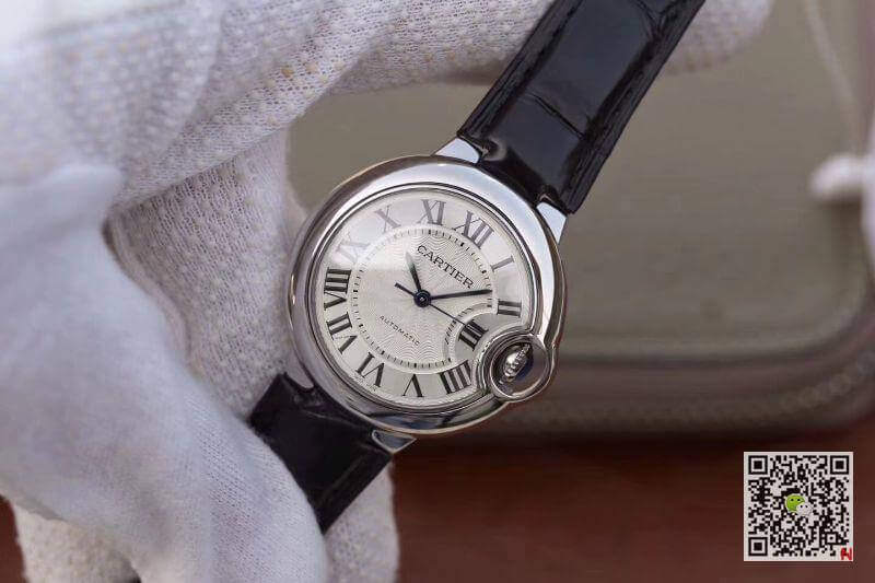 Replica Ballon Bleu De Ca*t1er W6920086 33mm 1:1 Best Edition White Textured Dial Swiss ETA 2671