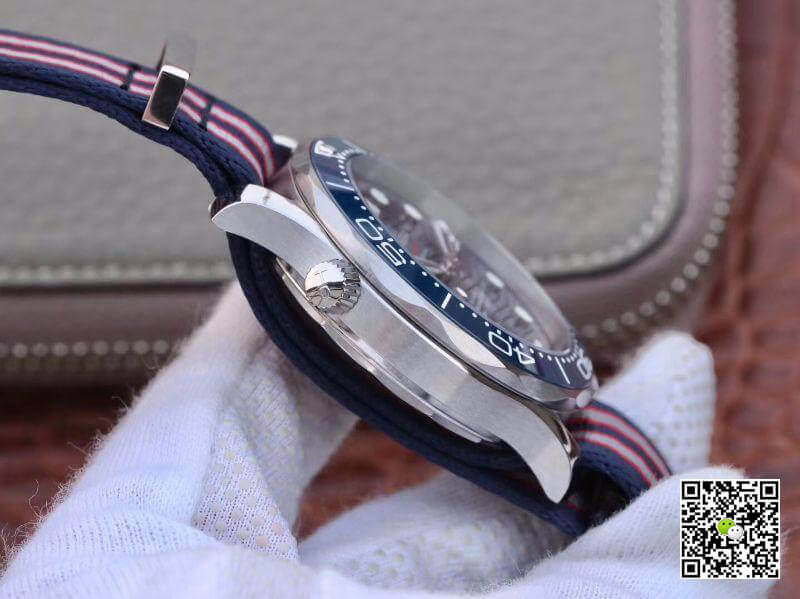 Replica 0me*ga Seamaster Diver 300m 210.30.42.20.03.001 VS Factory 1:1 Best Edition Swiss ETA2824