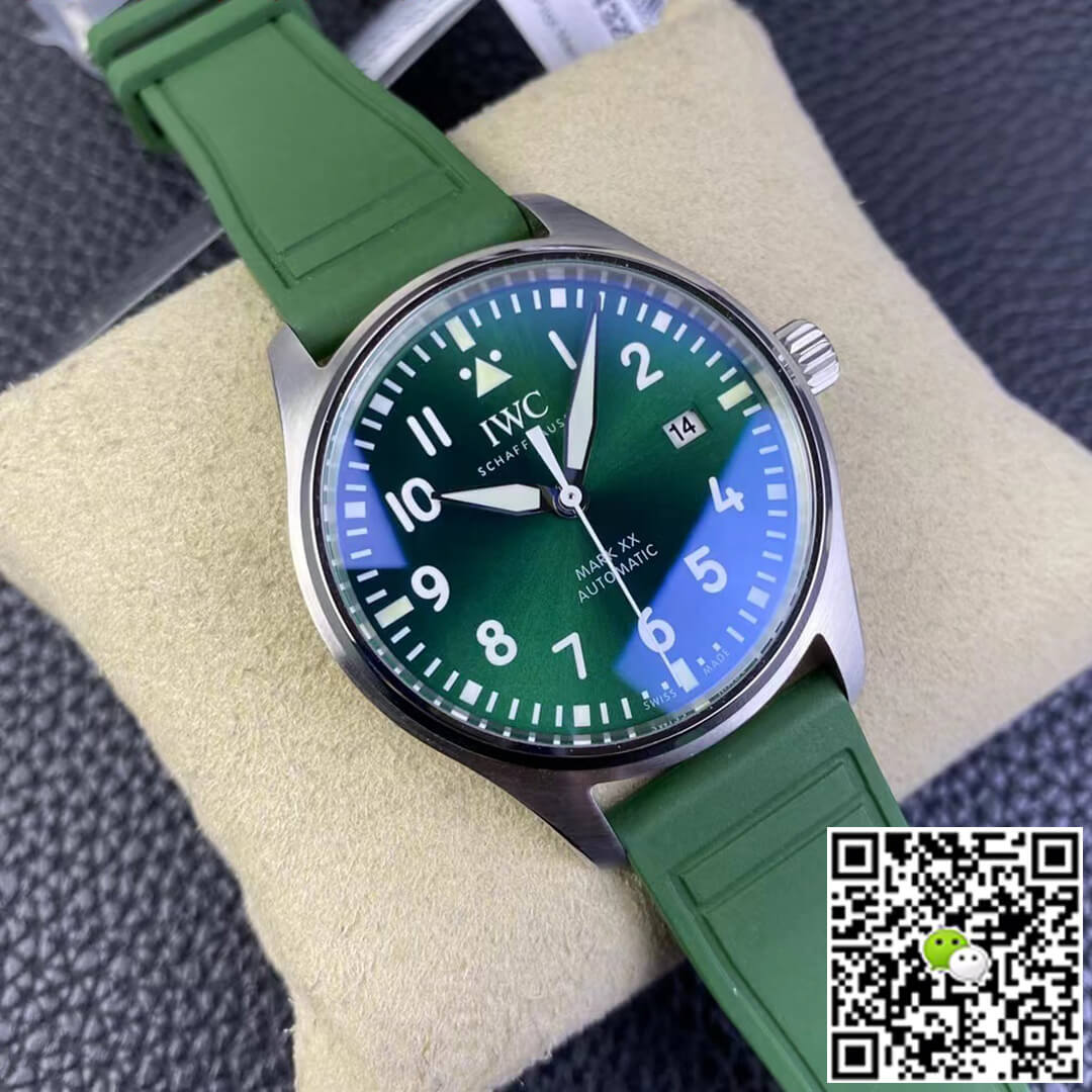 Replica IWC Pilot IW328205 1:1 Best Edition M+ Factory Green Dial