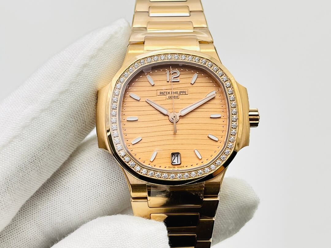 Replica Pat*k Phi1i*pe Nautilus Ladies 7118/1200R-010 1:1 Best Edition 3K Factory Rose Gold