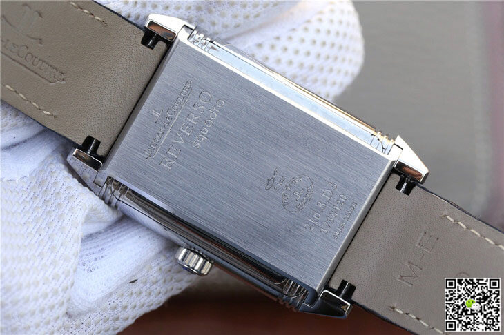 Jaeger Lecoultre Replica Reverso Q3738470 1:1 Best Edition Black Dial