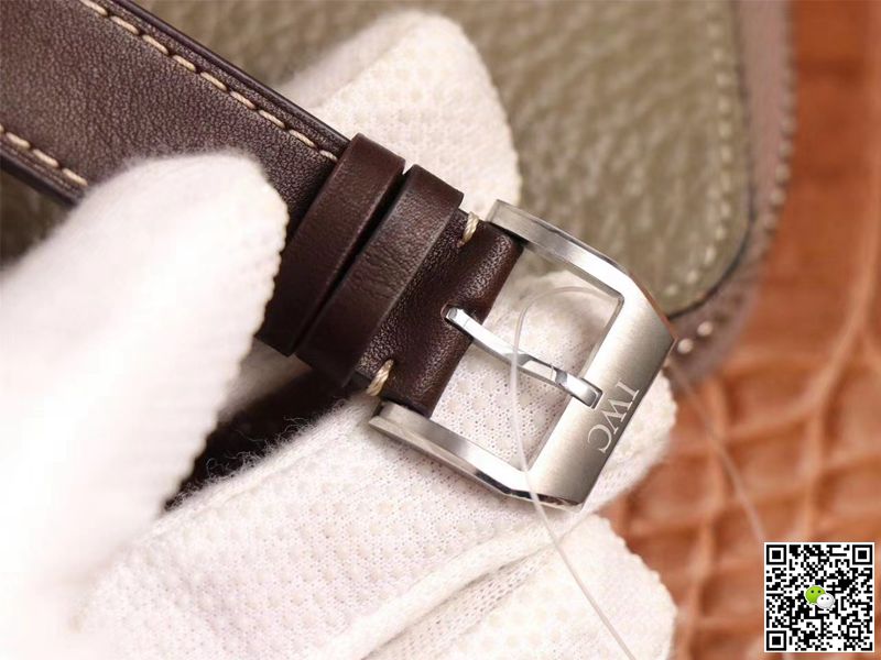 Replica IWC Pilot Spitfire IW326803 1:1 Best Edition MKS Factory Black Dial Swiss ETA9015