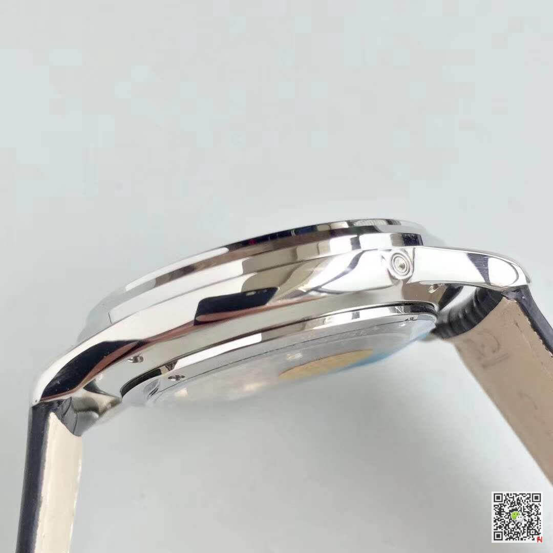 Replica Jaeger-LeCoultre Master Ultra-Thin Q1368420 ZF Factory 1:1 Best Edition Swiss ETA925 Silver Dial Black Leather Strap