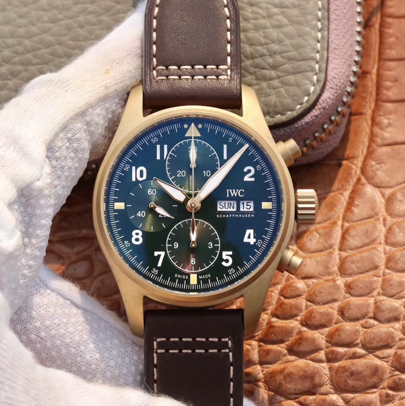 Replica IWC Pilot IW387902 Spitfire Chronograph ZF Factory 1:1 Best Edition Bronze Case Swiss ETA7750