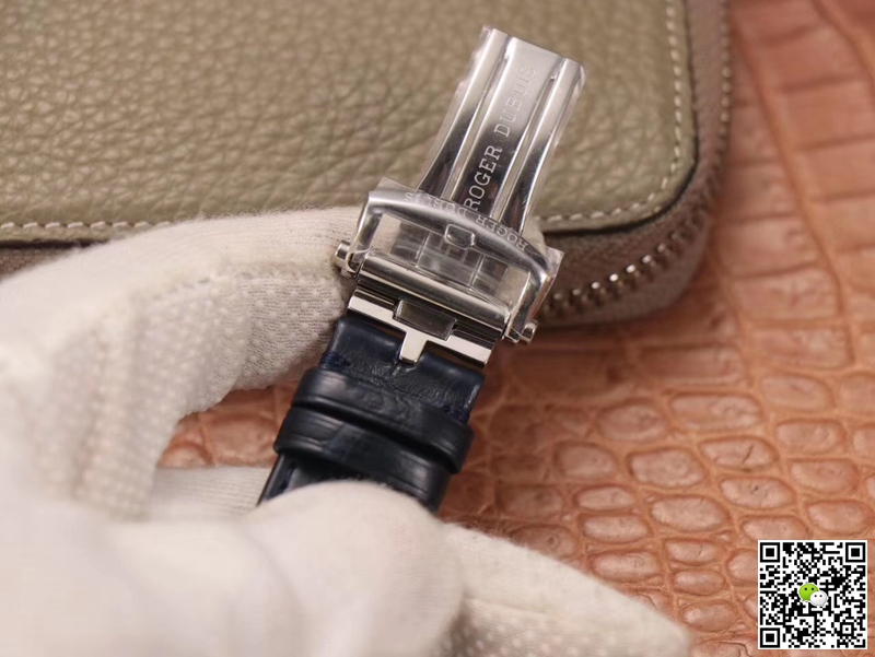 Replica Roger Dubuis Excalibur DBEX0535 1:1 Best Edition PF Factory Blue Dial Swiss ETA9015