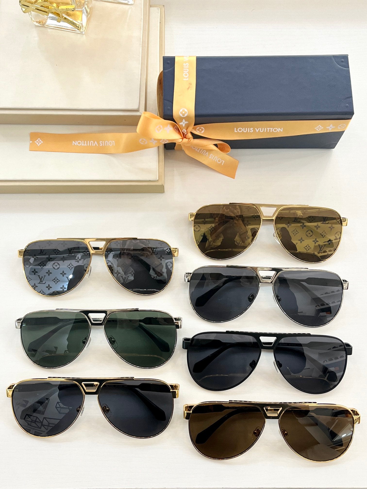 L0vis Vvtt0n Sunglasses