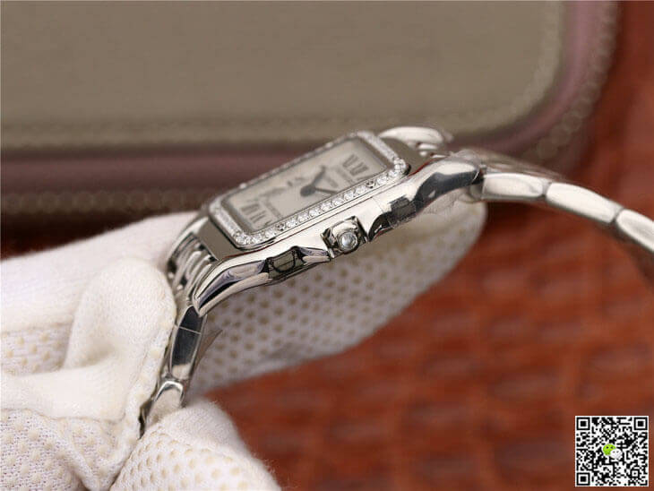 Replica Panthere De Ca*t1er W4PN0008 1:1 Best Edition GF Factory D1am0nd Silver Dial
