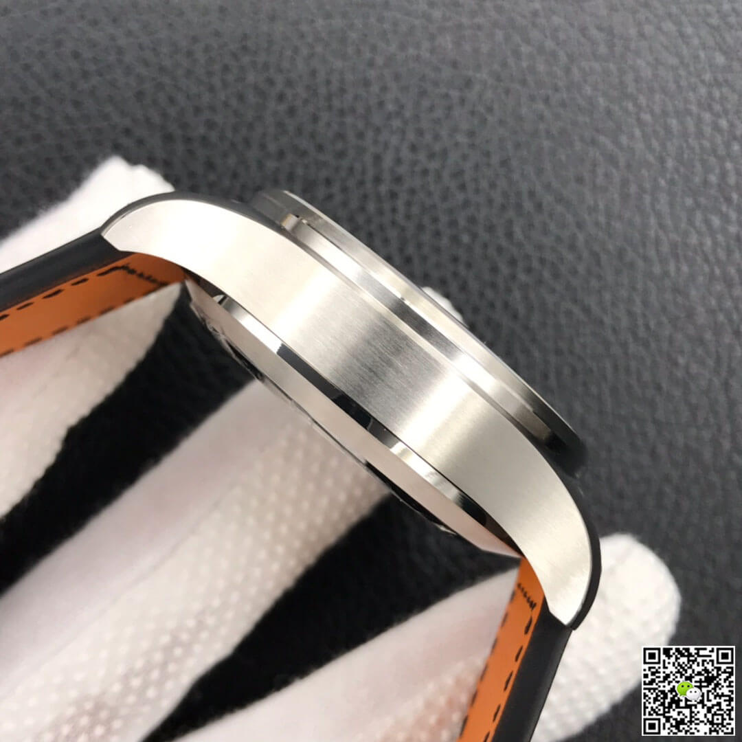 Replica IWC Pilot IW377709 1:1 Best Edition ZF Factory Black Dial