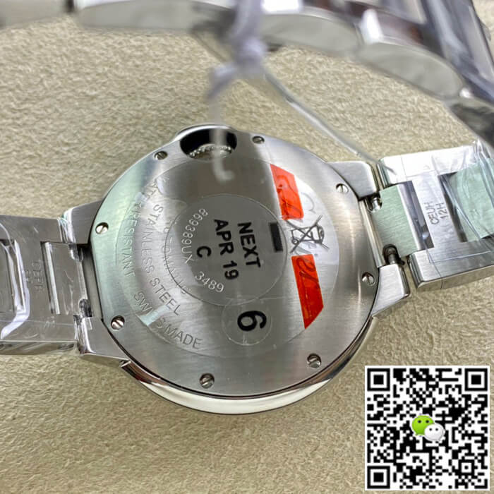 Replica Ballon Bleu De Ca*t1er WE902074 33MM 1:1 Best Edition V6 Factory White Dial