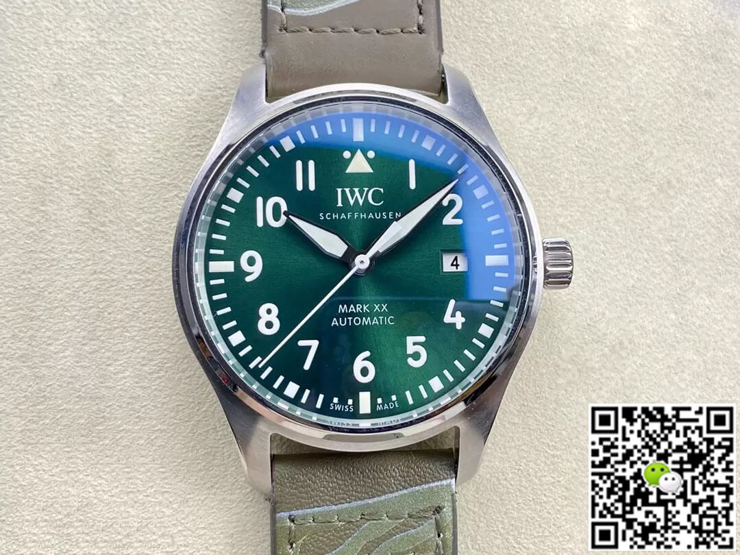 Replica IWC Pilot IW328205 1:1 Best Edition M+ Factory Leather Strap