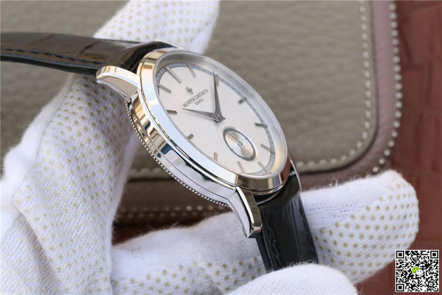 Vacheron C0nstan1n Replica Traditionnelle 82172/000G-9383 1:1 Best Edition TW Factory White Dial