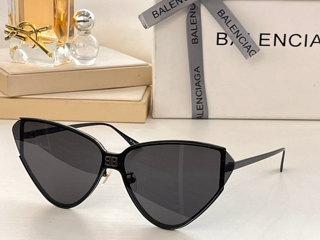 Ba1en*iaga Sunglasses Dupe