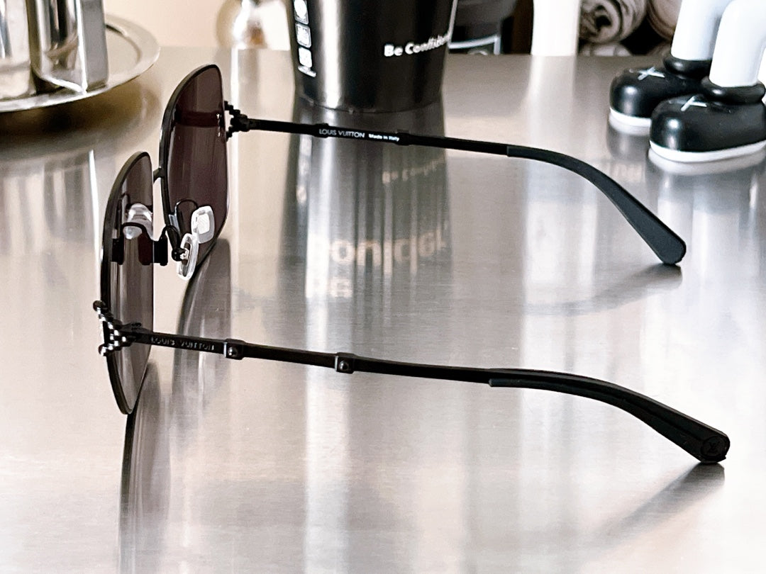 L0vis Vvtt0n Sunglasses