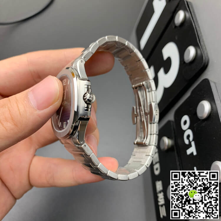 Replica Pat*k Phi1i*pe Nautilus 7118/1A-001 1:1 Best Edition 3K Factory Blue Dial