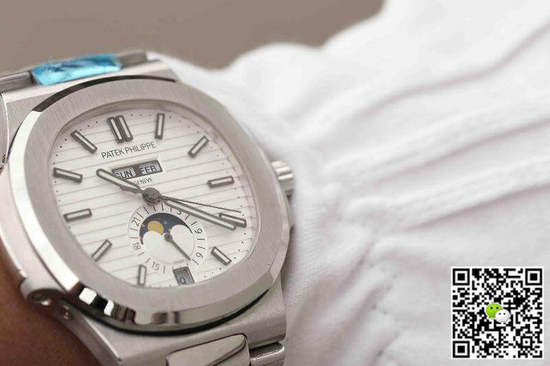 Replica Pat*k Phi1i*pe Nautilus 5726/1A-010 KM Factory 1:1 Best Edition Swiss ETA324 White Textured Dial