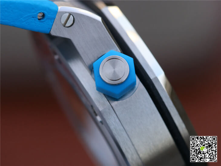 Replica Audemars P1g*et Royal Oak Offshore Diver 15710ST.OO.A032CA.01 1:1 Best Edition JF Factory Blue Dial