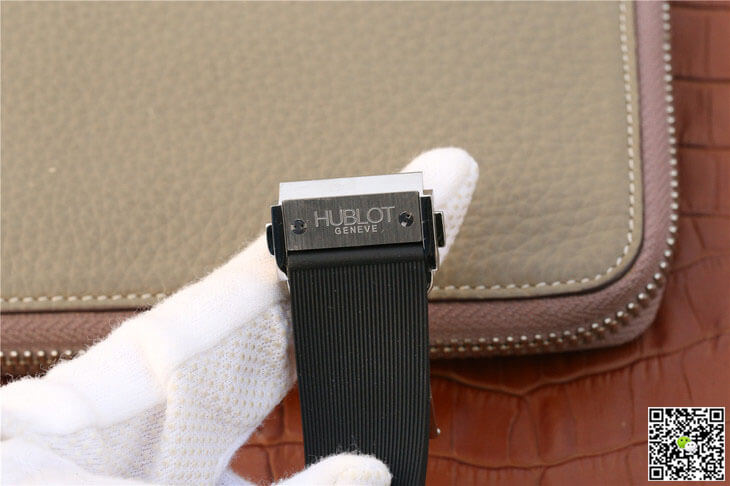 Replica Hublot Big Bang 301.SB.131.RX 1:1 Best Edition V6 Factory Black Dial