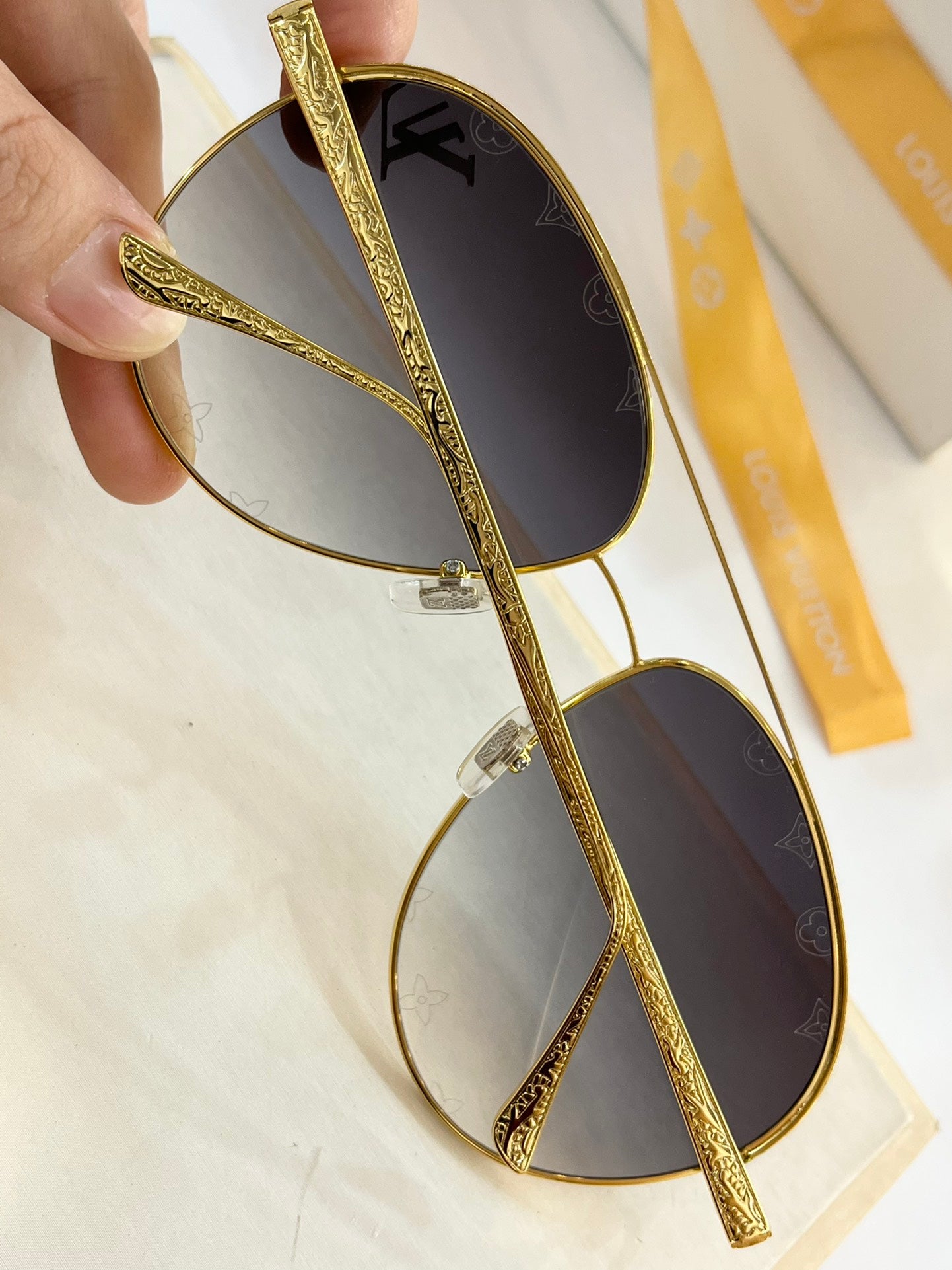 L0vis Vvtt0n Sunglasses