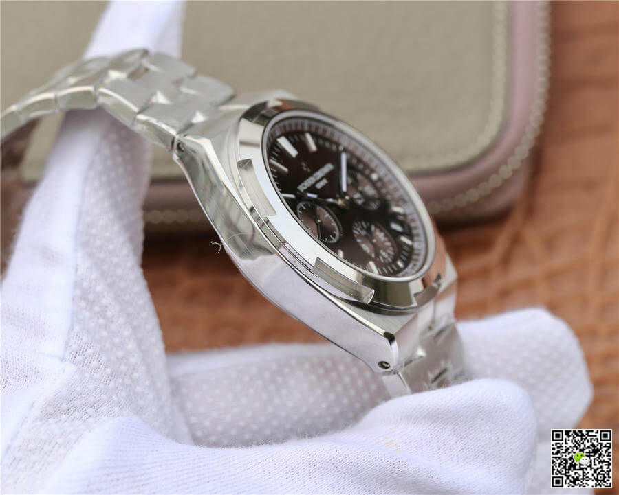 Replica Vacheron C0nstan1n Overseas 5500V/110A-B147 1:1 Best Edition 8F Factory V2 Brown Dial
