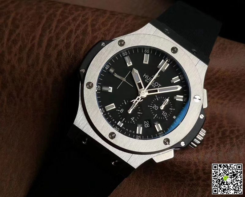 Replica Hublot Big Bang 301.SX.1170.RX 1:1 Best Edition V6 Factory Black Dial Swiss HUB4100
