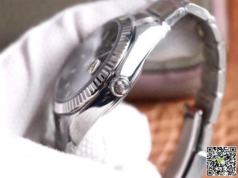 Replica R01ex Sky Dweller M326934-0005 1:1 Best Edition Noob Factory Black Dial Swiss ETA9001