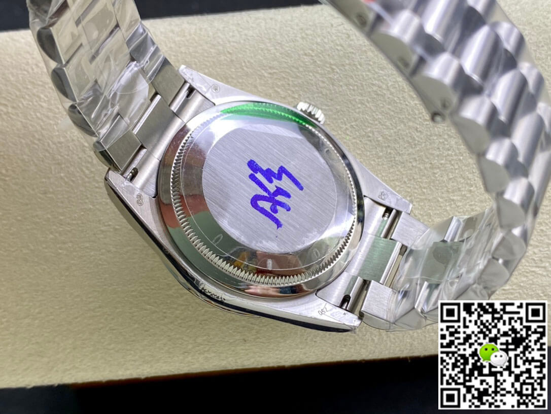 Replica R01ex Day Date 118239 1:1 Best Edition EW Factory Cherry Dial