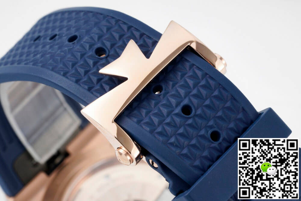 Replica Vacheron C0nstan1n Overseas 4300V/120R-B509 1:1 Best Edition 8F Factory V2 Rubber Strap
