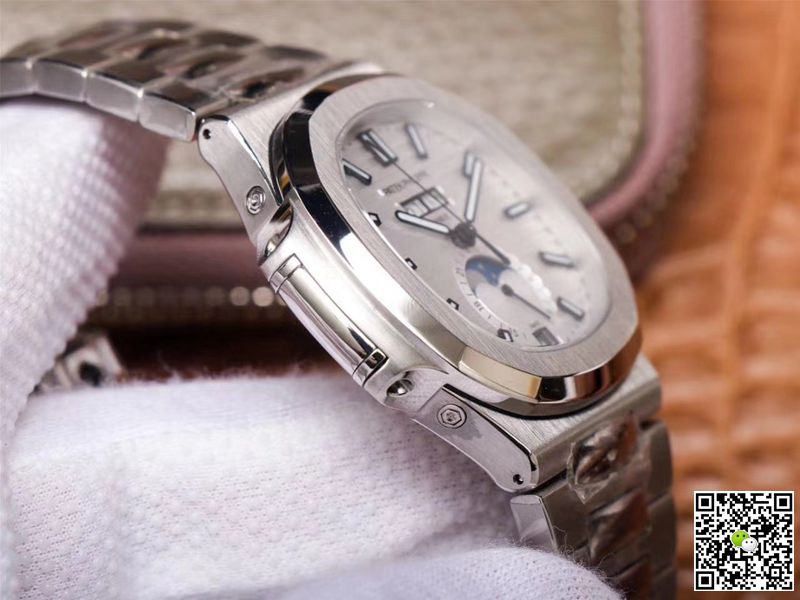 Replica Pat*k Phi1i*pe Nautilus 5726/1A-010 1:1 Best Edition PF Factory White Dial Swiss ETA324