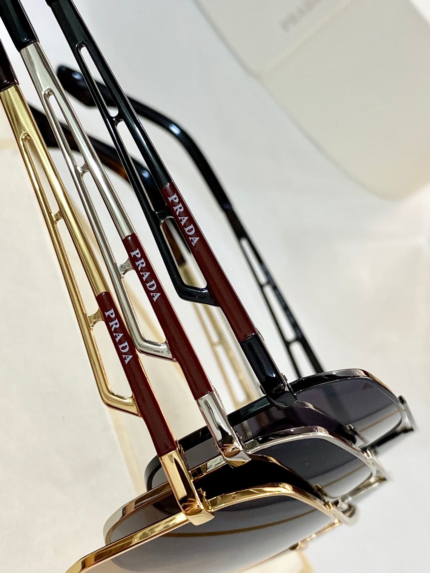 Pra*a Sunglasses Dupe Replica Pra*a Sunglasses