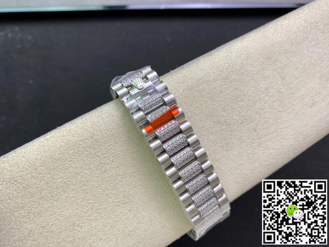 Replica R01ex Day Date M128349RBR-0026 1:1 Best Edition EW Factory White Dial