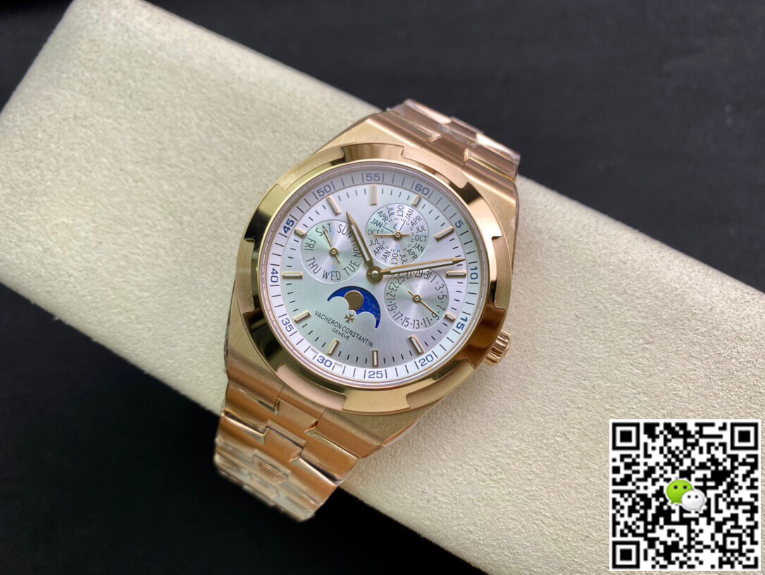 Replica Vacheron C0nstan1n Overseas 4300V/120R-B064 1:1 Best Edition 8F Factory Silvery White Dial