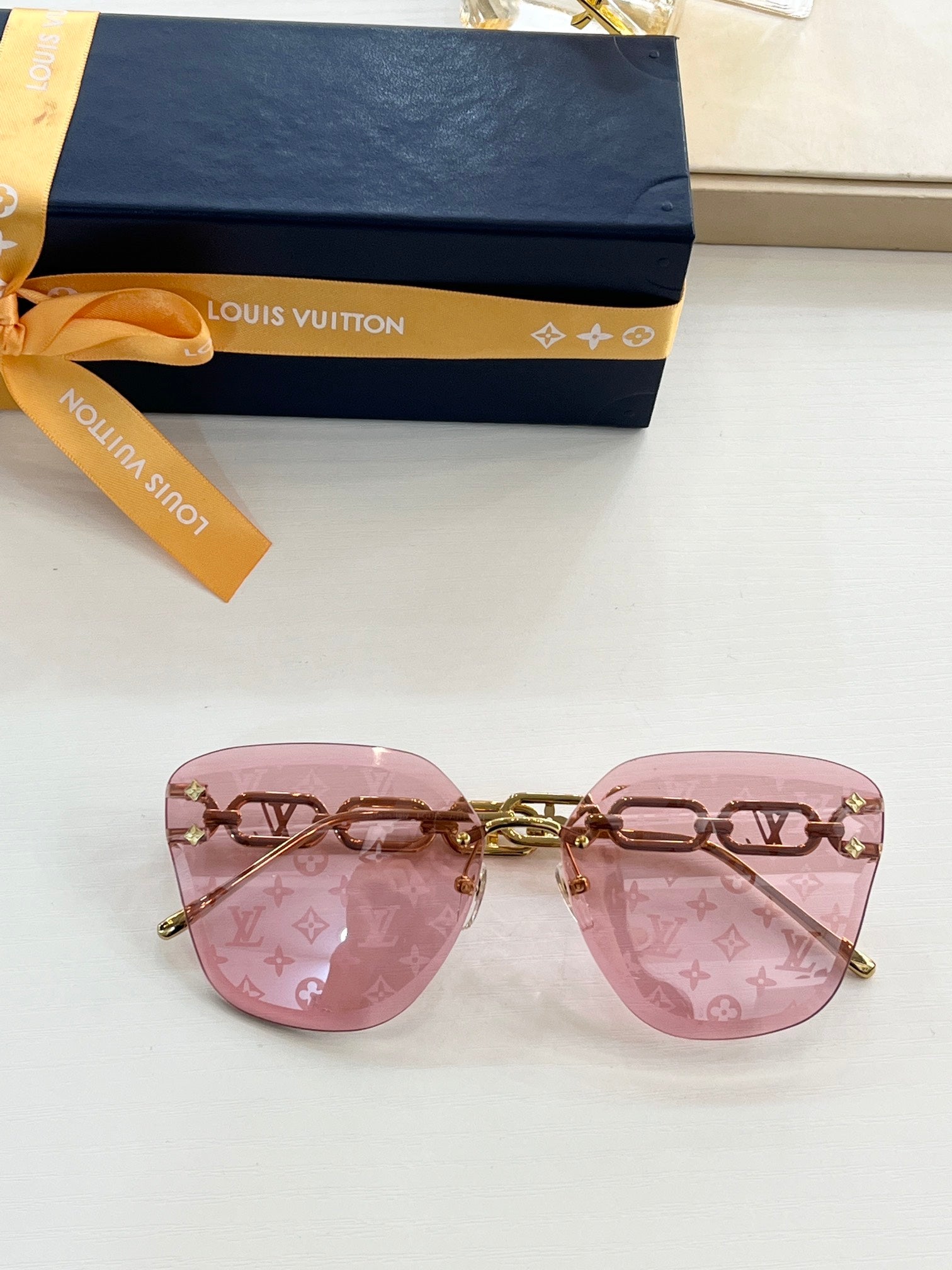 L0vis Vvtt0n Sunglasses